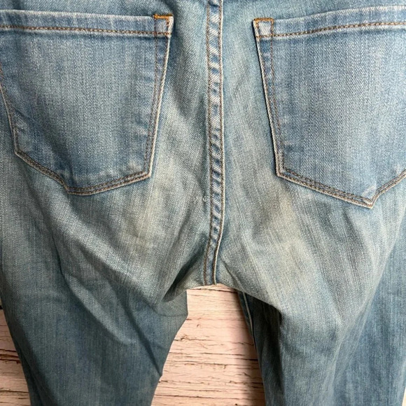The  castings aritzia jeans size 25 skinny - Picture 9 of 11